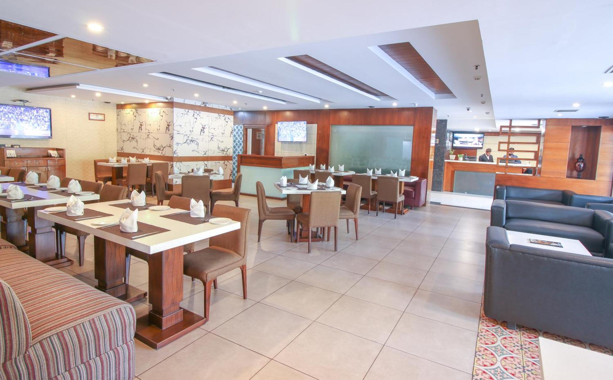Hotel Cama Mohali Экстерьер фото