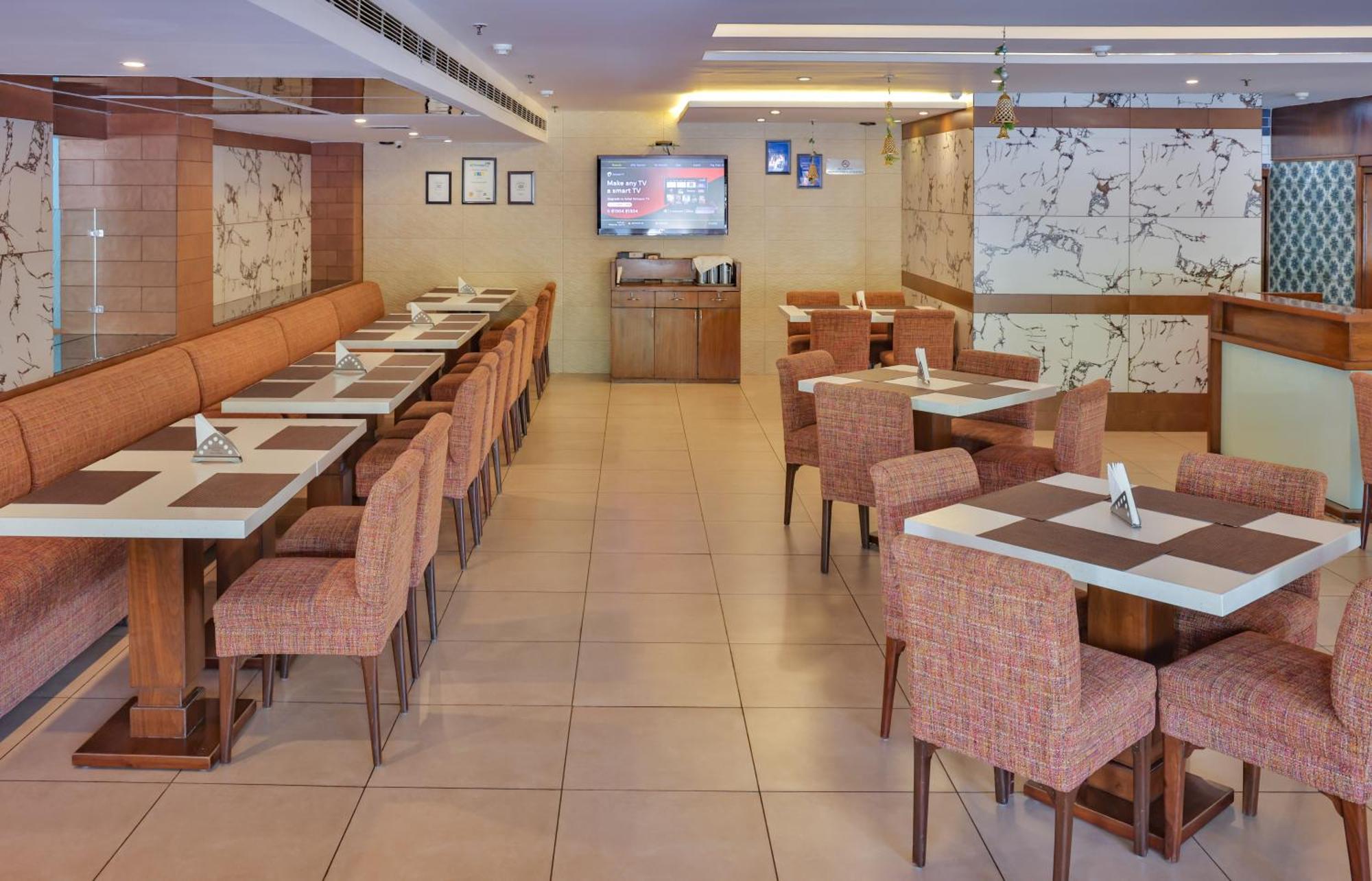 Hotel Cama Mohali Экстерьер фото